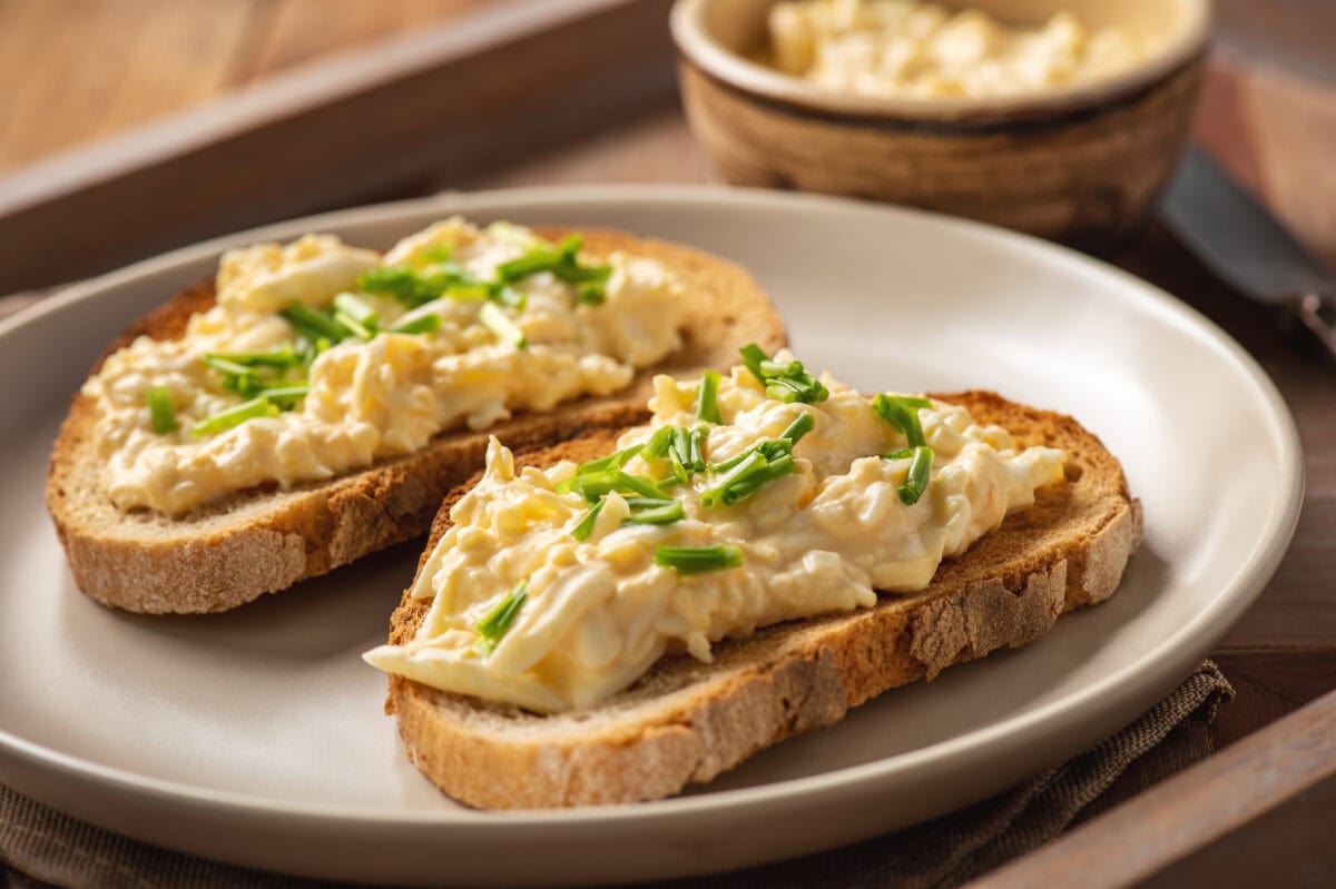 Tvarohová nátierka s vajcom - recept | Gurman.sk