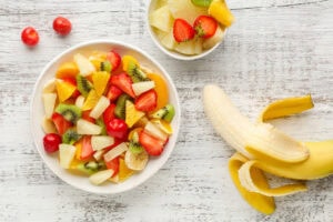 Ovocný šalát s mandľami - recept | Gurman.sk