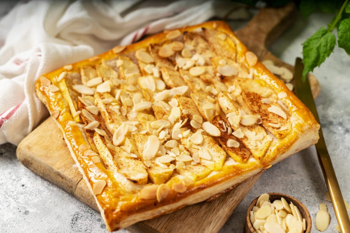 Rezy z lístkového cesta s jablkovou plnkou - recept | Gurman.sk