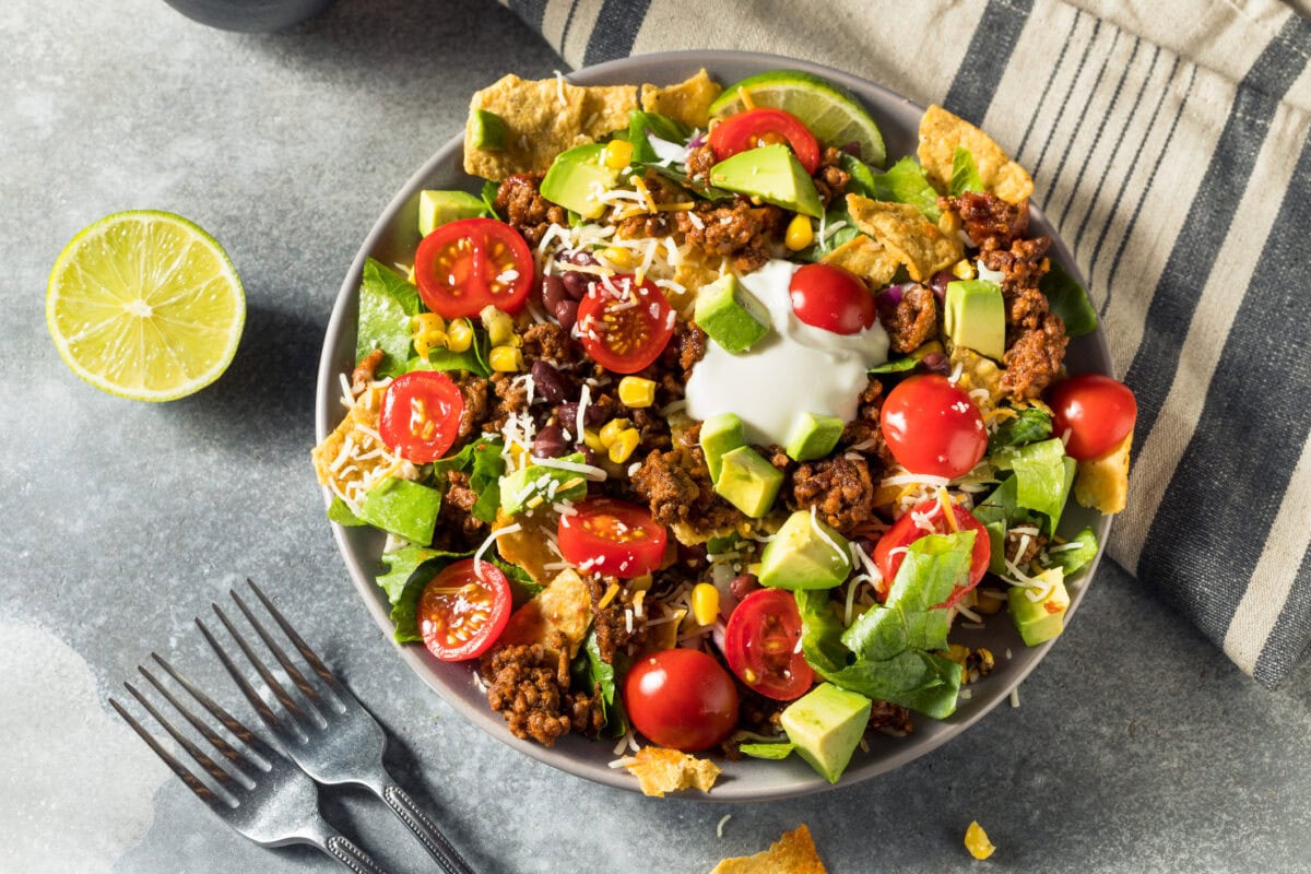 Taco šalát s pečeným kuraťom - recept | Gurman.sk