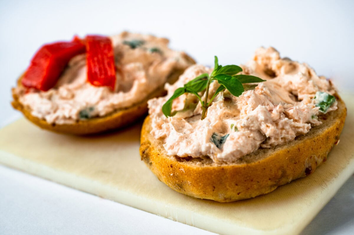 Nátierka z taveného syra a šunky - recept | Gurman.sk