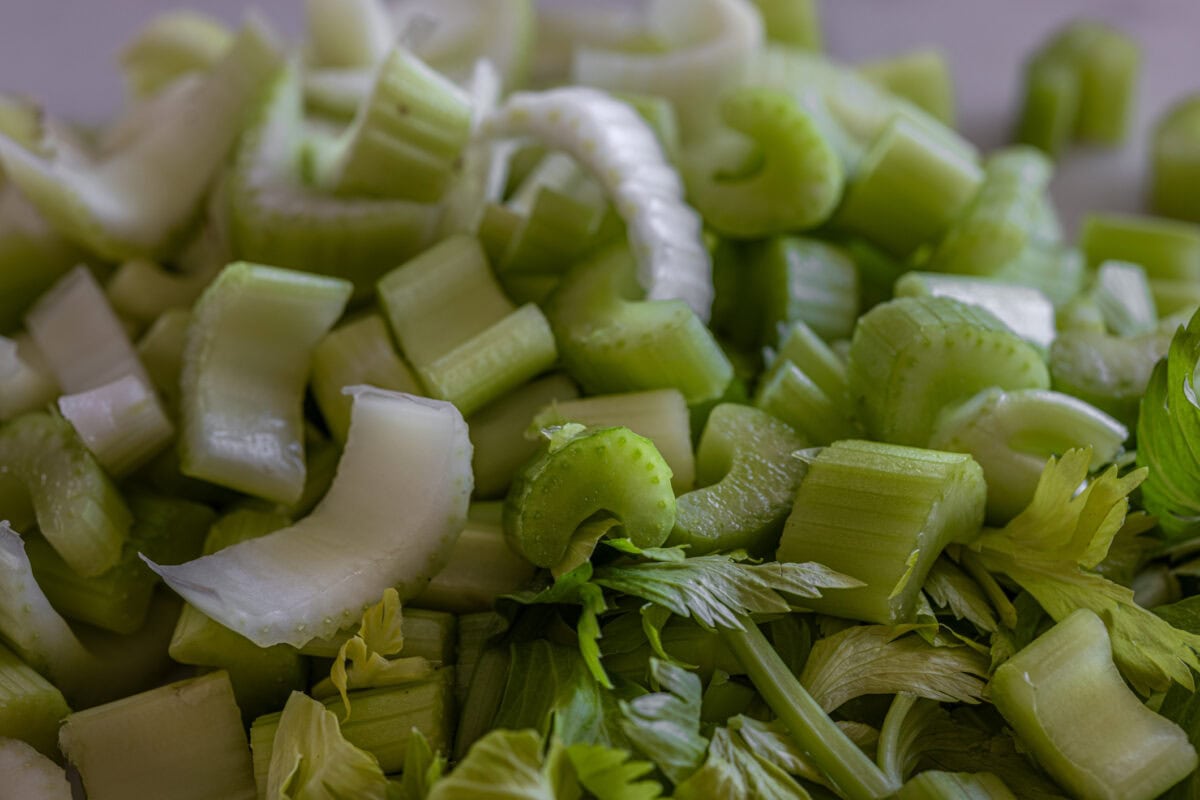 Cibuľovo-zelerový šalát- recept | Gurman.sk