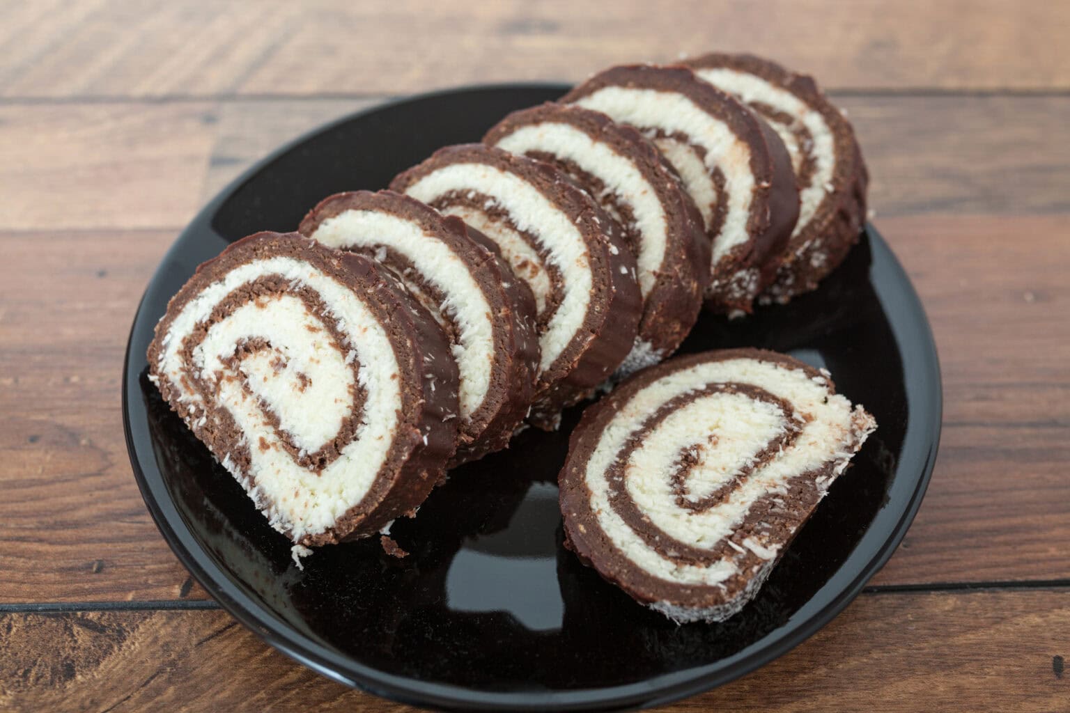 Nepečená kokosová roládka - recept | Gurman.sk