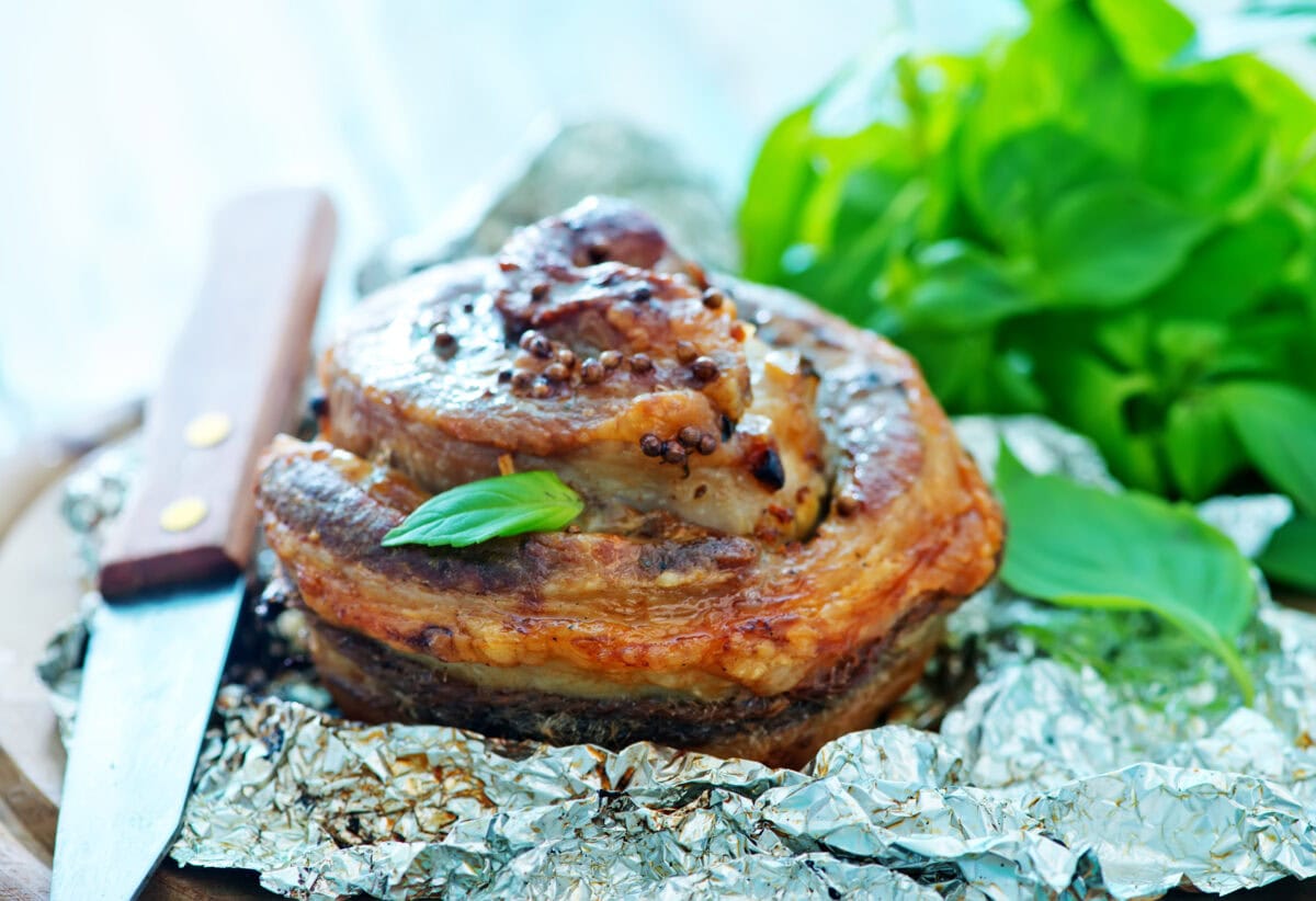 Teľacie filé preťahované slaninou v alobale- recept | Gurman.sk
