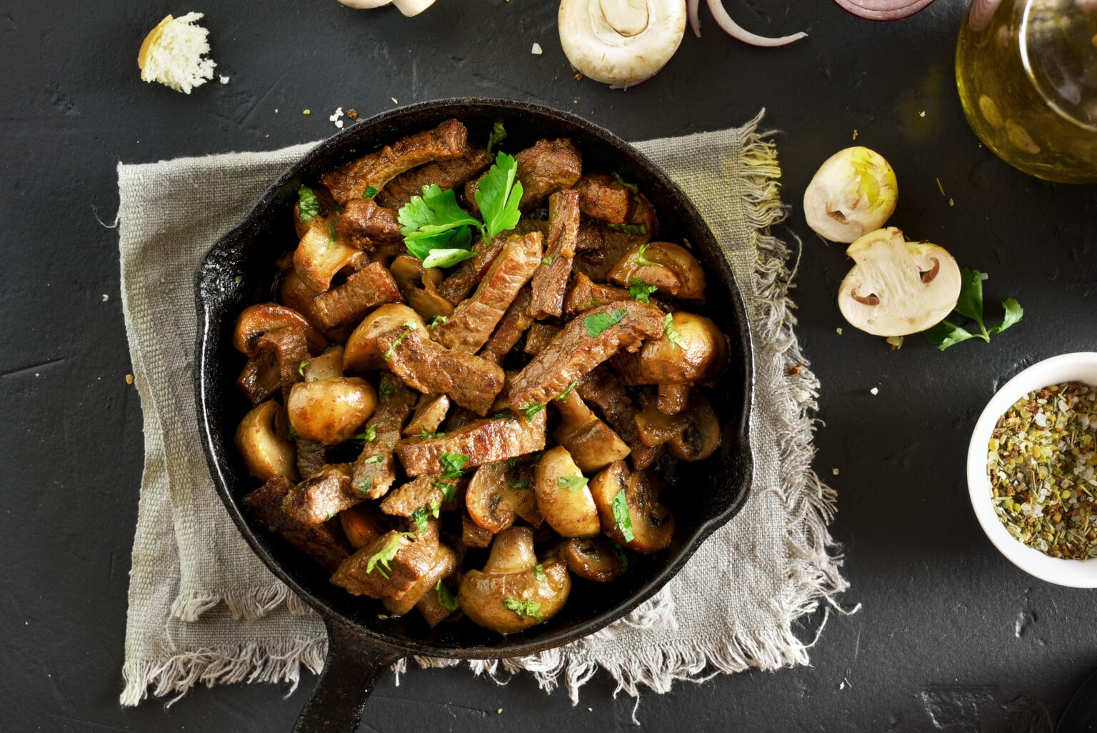 Bravčové mäso dusené na hubách- recept | Gurman.sk