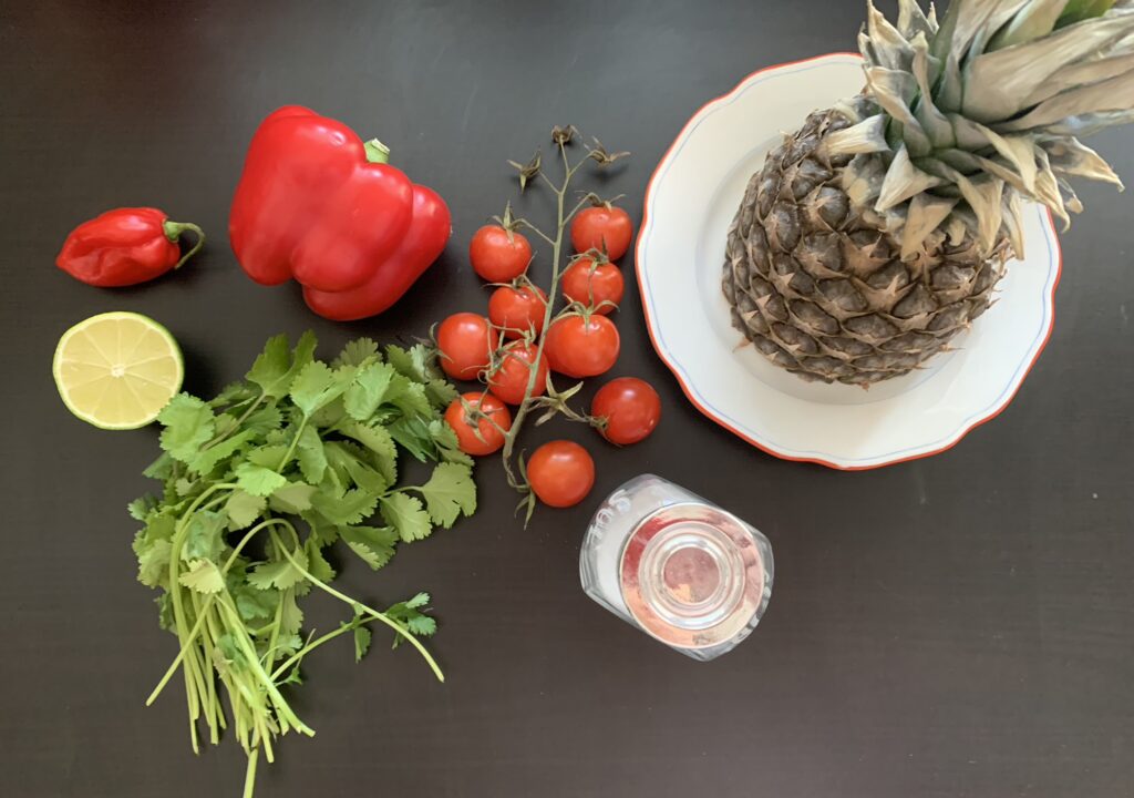 Ananásová pikantná salsa
