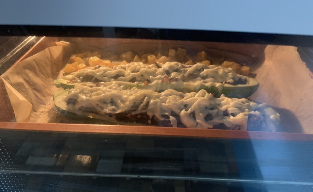Zapekané cuketové lode