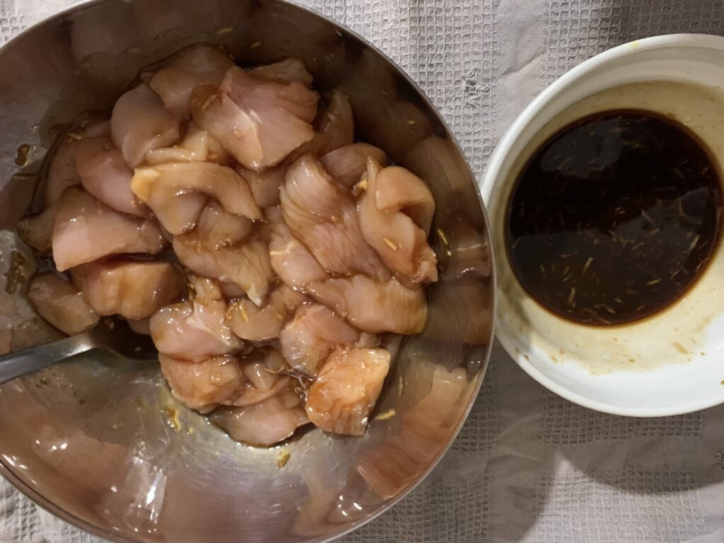 Kuracie kúsky v teriyaki omáčke