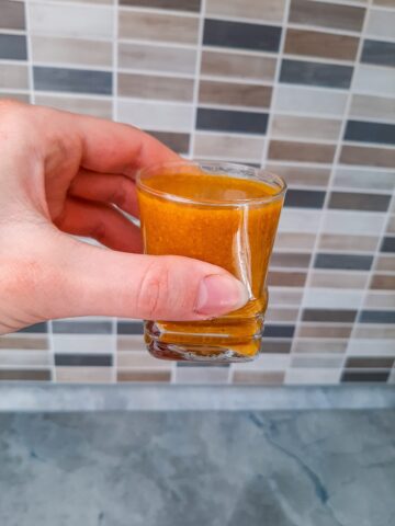 Chcete posilniť imunitu? Vyskúšajte recept na domáci ginger shot s citrónom