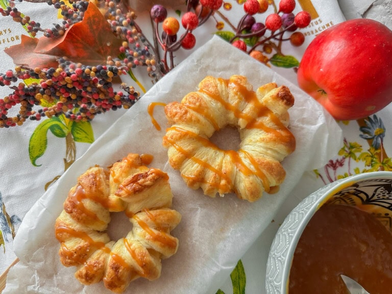 Jablká v župane s karamelom - recept | Gurman.sk
