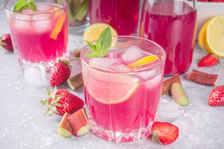 Rebarborový drink