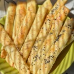 Máte doma bryndzu? Pripravte z nej rýchle slané pohostenie pre návštevu